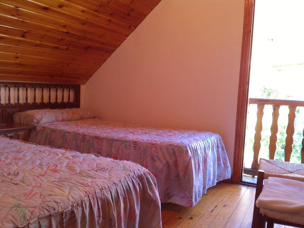 Pension Pallaruelo Saravillo Chambre photo